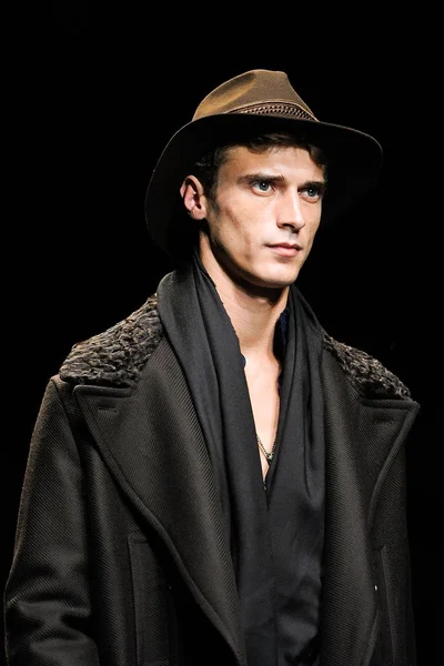 Look 39